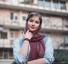 آیسان کریمی